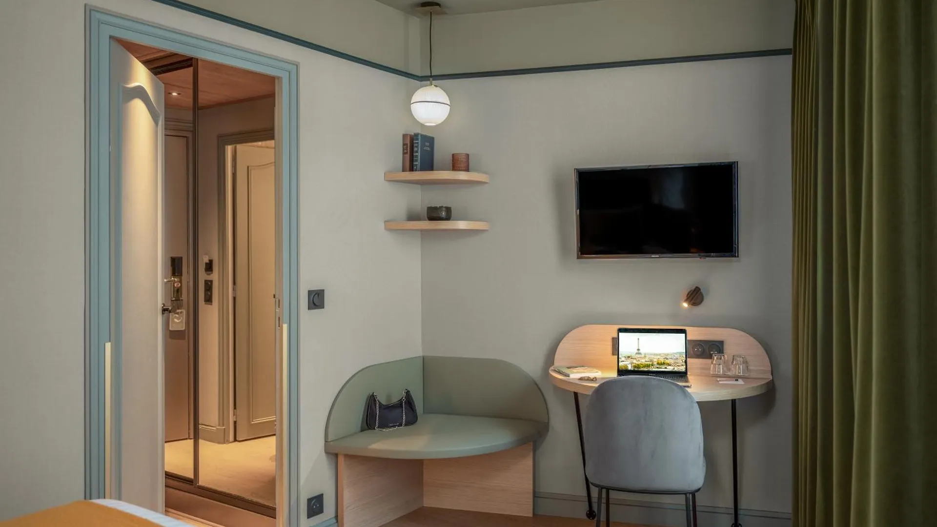 Louison Hotel 4*