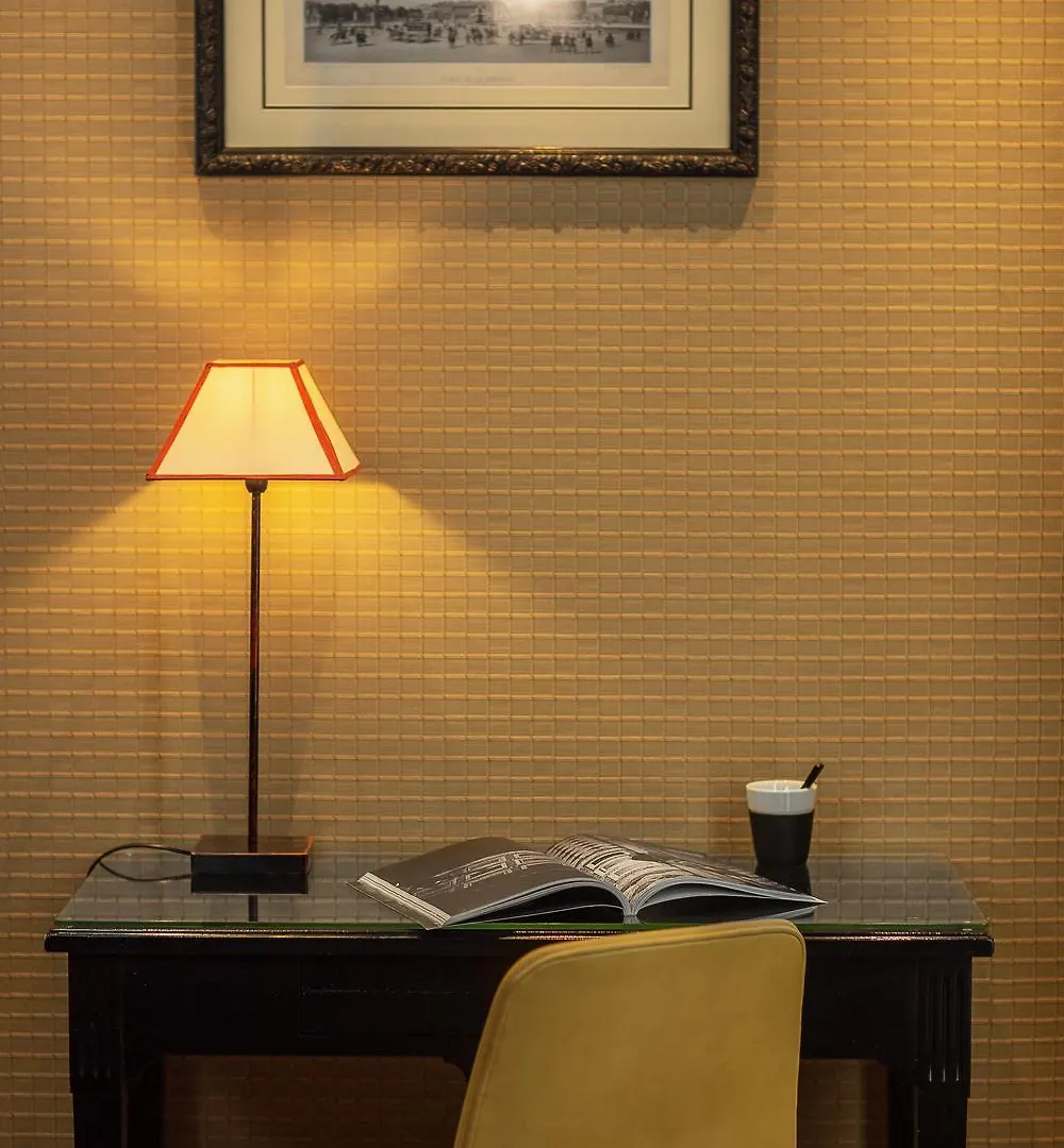 Louison Hotel Paris